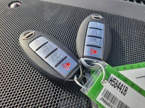 Used 2021 Nissan Armada SV w/ SV Appearance Package image 39