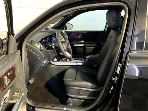 New 2026 Mercedes-Benz GLB 250 4MATIC image 13