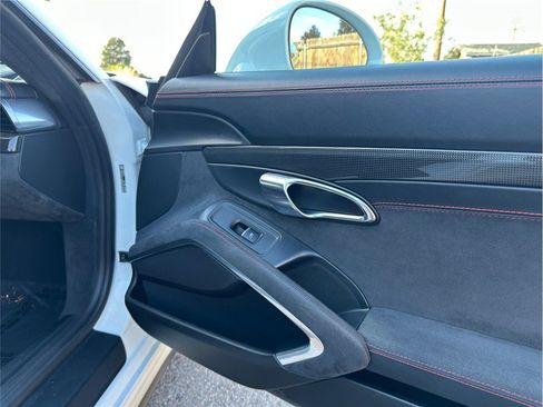 Used 2014 Porsche 911 GT3 w/ Carbon Interior Package RWD image 38