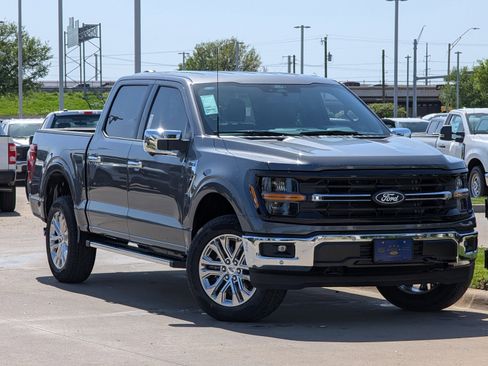 New 2025 Ford F150 XLT w/ Equipment Group 302A MID image 2