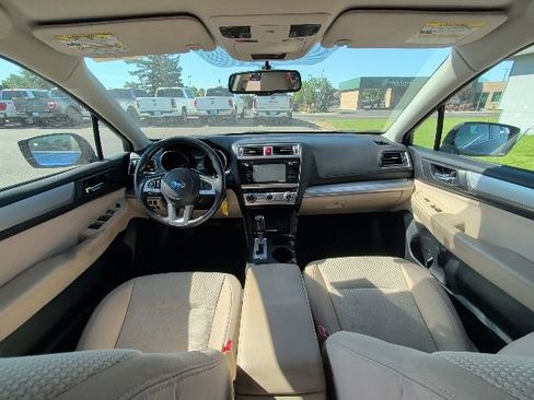 Used 2016 Subaru Outback 2.5i Premium w/ Popular Package #1 AWD/4WD image 6