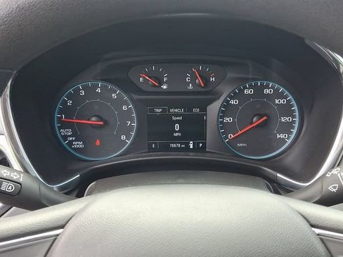 Used 2020 Chevrolet Equinox LS w/ LS Convenience Package FWD image 16