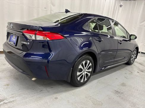 Used 2022 Toyota Corolla LE image 5