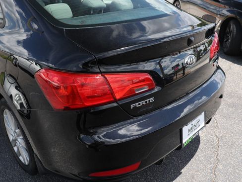 Used 2014 Kia Forte Koup EX FWD image 32