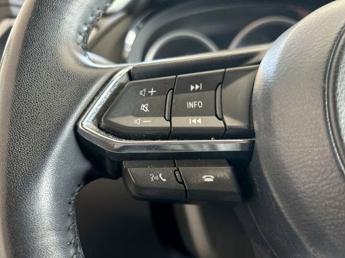 Used 2023 MAZDA CX-9 Touring image 17