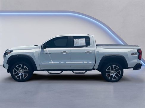 Used 2024 Chevrolet Colorado Z71 w/ Z71 Convenience Package 2 AWD/4WD image 6