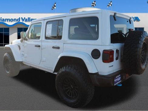 Used 2024 Jeep Wrangler Sahara image 4