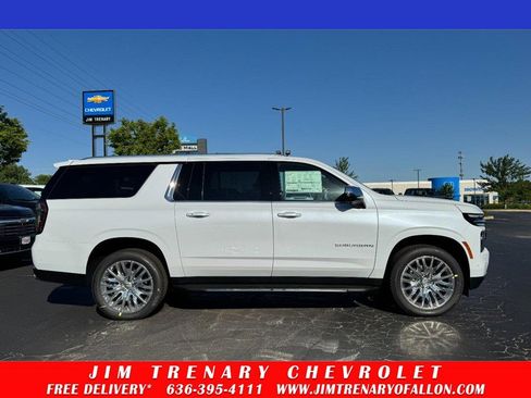 New 2026 Chevrolet Suburban Premier AWD/4WD image 24
