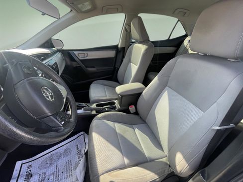 Used 2016 Toyota Corolla LE image 13