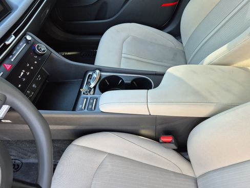 Certified 2024 Hyundai Sonata SEL FWD image 20