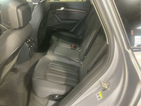 Used 2023 Audi Q5 2.0T Premium Plus w/ Premium Plus Package image 16