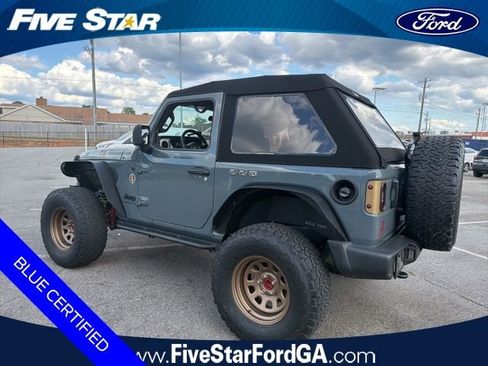 Used 2025 Jeep Wrangler Sport AWD/4WD image 4
