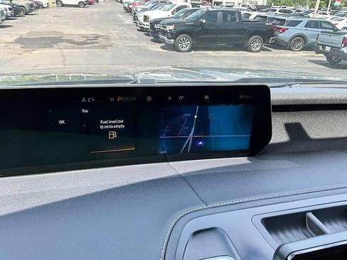 Used 2026 Ford Expedition Platinum w/ Driver's Package AWD/4WD image 21