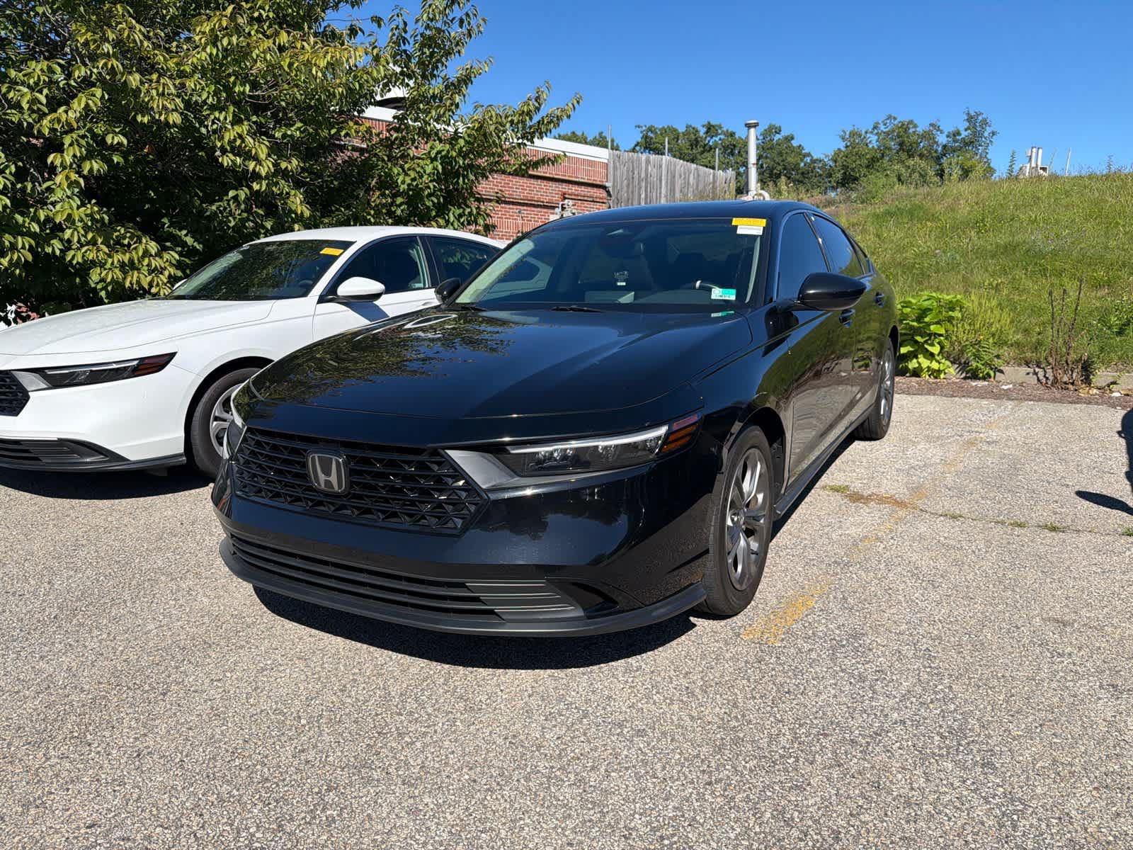 Used 2024 Honda Accord EX image 9