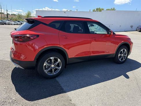New 2026 Chevrolet Blazer LT w/ Convenience Package AWD/4WD image 6