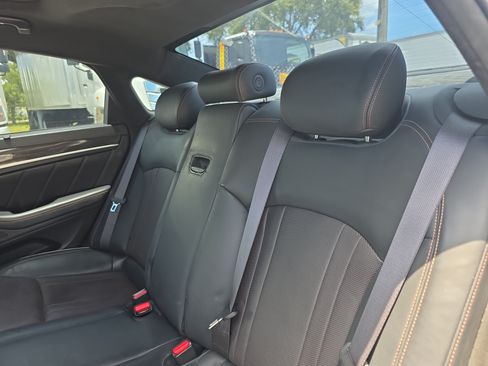 Used 2019 Genesis G80 3.3T Sport RWD image 17