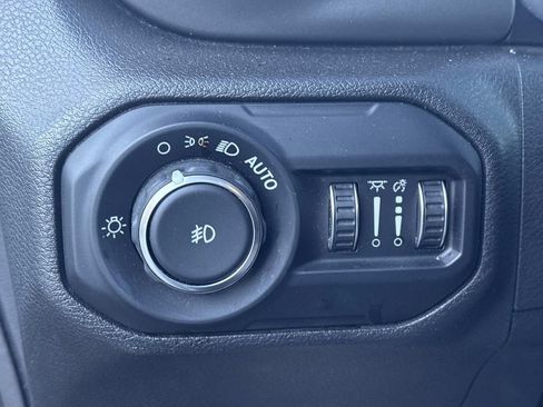 Used 2021 Jeep Wrangler Unlimited Sport image 27