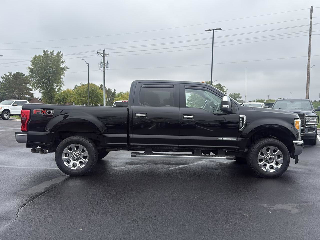 Used 2017 Ford F250 Lariat w/ Lariat Ultimate Package AWD/4WD image 6