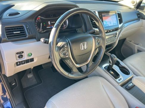 Used 2019 Honda Ridgeline RTL-T image 10