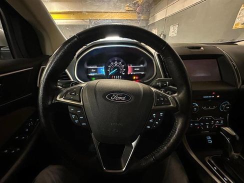 Used 2018 Ford Edge SEL w/ Equipment Group 201A AWD/4WD image 35