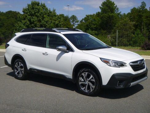 Certified 2022 Subaru Outback Touring w/ Popular Package #2 image 2