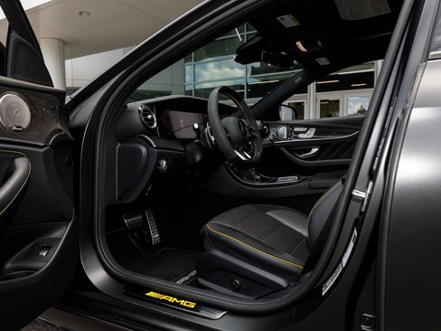 Used 2023 Mercedes-Benz E 63 AMG S image 57