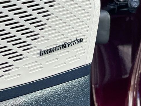 Used 2024 Hyundai Palisade Limited image 19