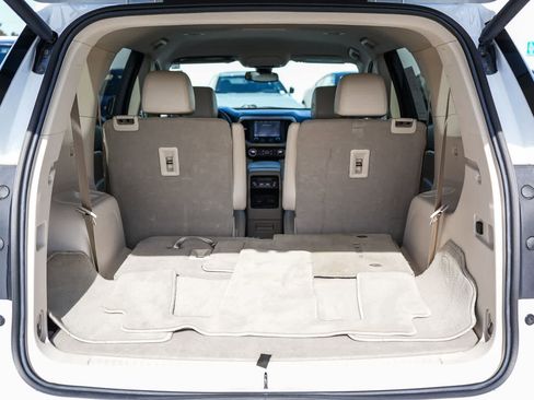 Used 2023 GMC Acadia Denali AWD/4WD image 25