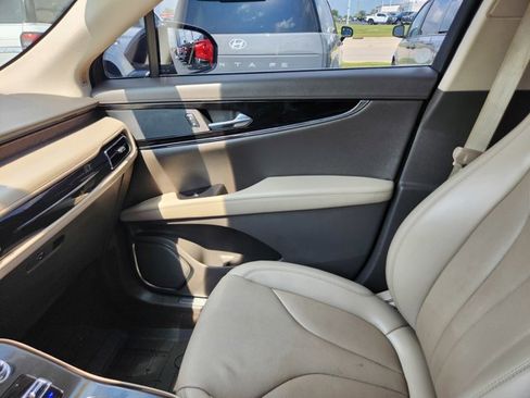 Used 2022 Lincoln Nautilus Reserve image 17