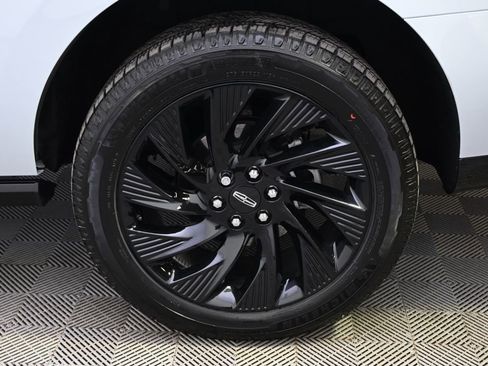 New 2025 Lincoln Navigator Reserve w/ Jet Appearance Package image 20