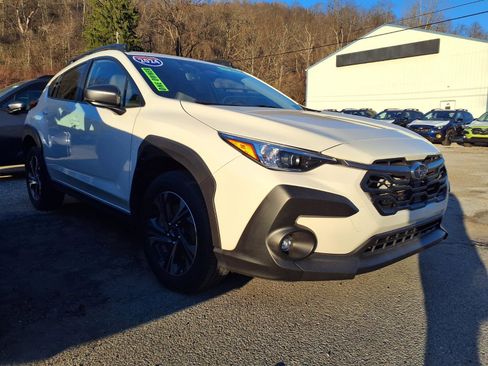Certified 2024 Subaru Crosstrek 2.0i Premium image 2