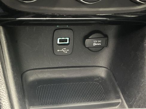 Used 2012 Chrysler 200 S image 18