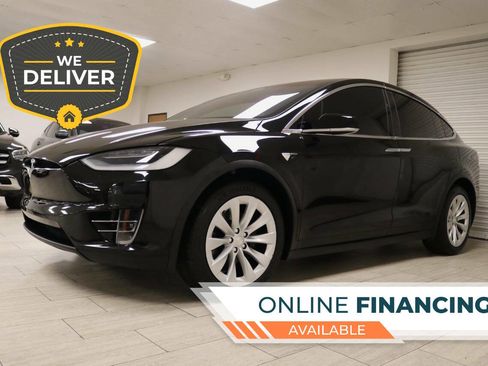 Used 2020 Tesla Model X image 1