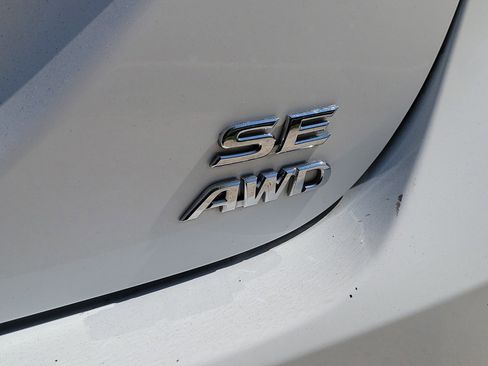 Used 2024 Toyota Camry SE w/ Cold Weather Package AWD/4WD image 7