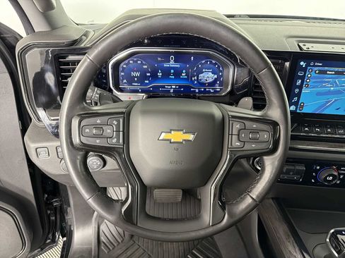 Used 2022 Chevrolet Silverado 1500 LTZ w/ LTZ Premium Package AWD/4WD image 23