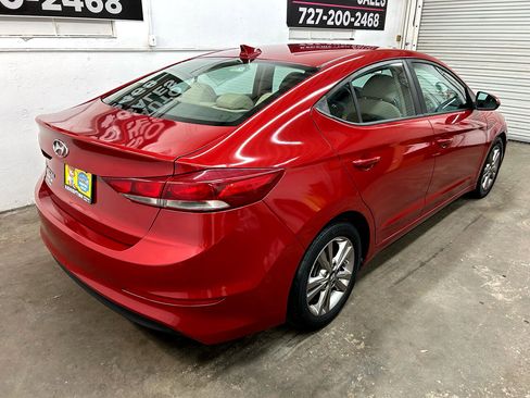 Used 2018 Hyundai Elantra SEL image 4