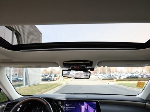 Certified 2023 Lexus RX 350 Premium Plus w/ Accessory Package (Z1) image 32