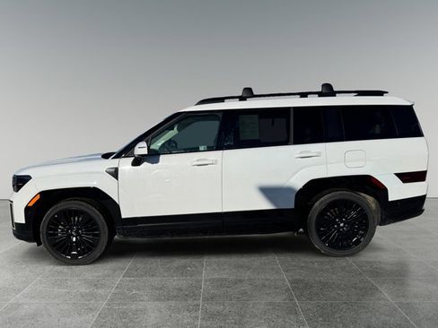 Used 2025 Hyundai Santa Fe Calligraphy image 2