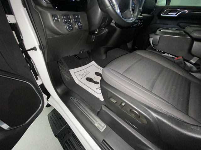 Used 2023 Chevrolet Silverado 1500 RST w/ Z71 Off-Road Package AWD/4WD image 12