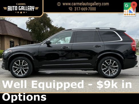 Used 2019 Volvo XC90 T5 Momentum w/ Multimedia Package image 2