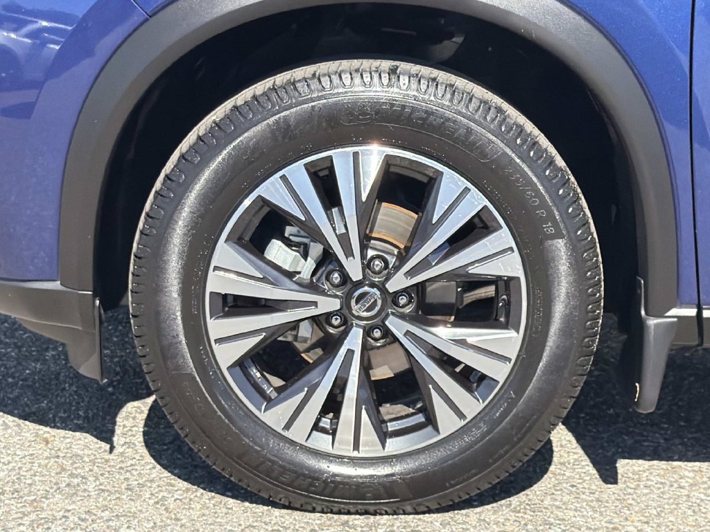 Used 2021 Nissan Rogue SV w/ Premium Package FWD image 27