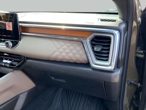Certified 2023 GMC Canyon Denali AWD/4WD image 18