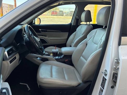 Used 2020 Kia Telluride S w/ S 8 Passenger Seating Package image 13