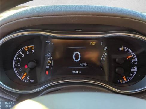 Used 2020 Jeep Grand Cherokee Overland AWD/4WD image 16