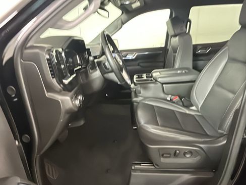 Used 2024 GMC Sierra 1500 SLT AWD/4WD image 14