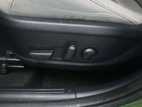 Used 2023 Kia Soul EX FWD image 17