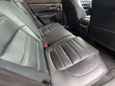 Used 2019 Honda CR-V Touring image 16