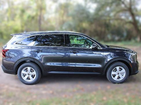 New 2026 Kia Sorento LX image 5