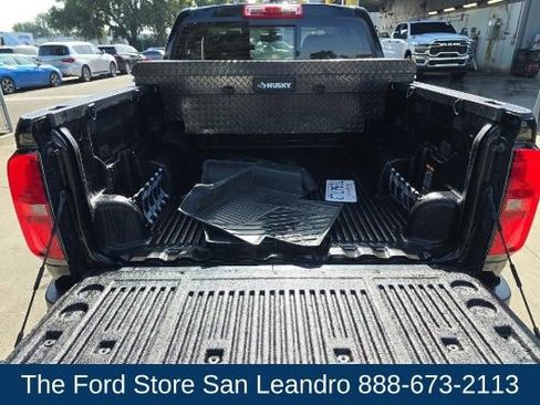 Used 2021 Chevrolet Colorado LT w/ LT Convenience Package image 6