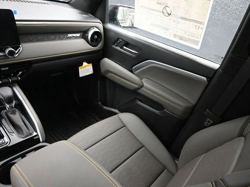 New 2026 Chevrolet Colorado ZR2 AWD/4WD image 12